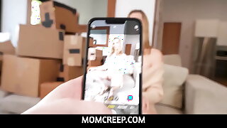 MomCreep - STEPSON helps of age MILF step mom Lilly James to give transport all her raiment and she rewarded him