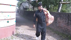 Chalak Kambal bechene aaya Kambalwala Badi dushwali Malkin ko akale pakar khub maje se choda ( Hindi Audio )